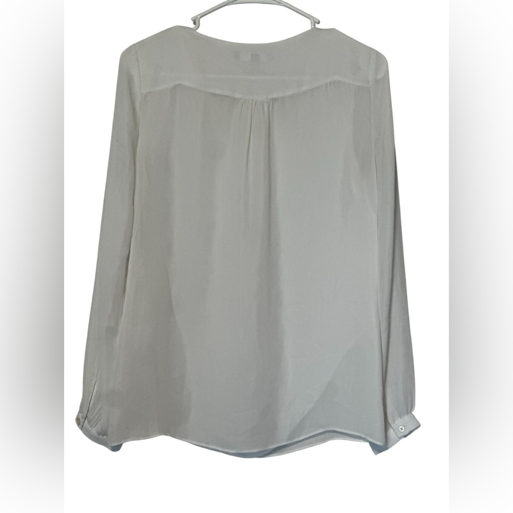 Banana Republic White Long Sleeve Blouse | Size XS | Elegant Minimalist Top NWOT - Picture 5 of 7
